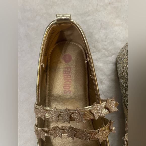 Girls Gold Glitter Size 2 Dress Shoe - Picture 4 of 4